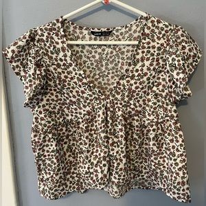 Cropped ruffle tee shirt